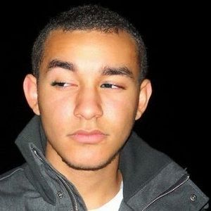 Meet your Posher, Cameron